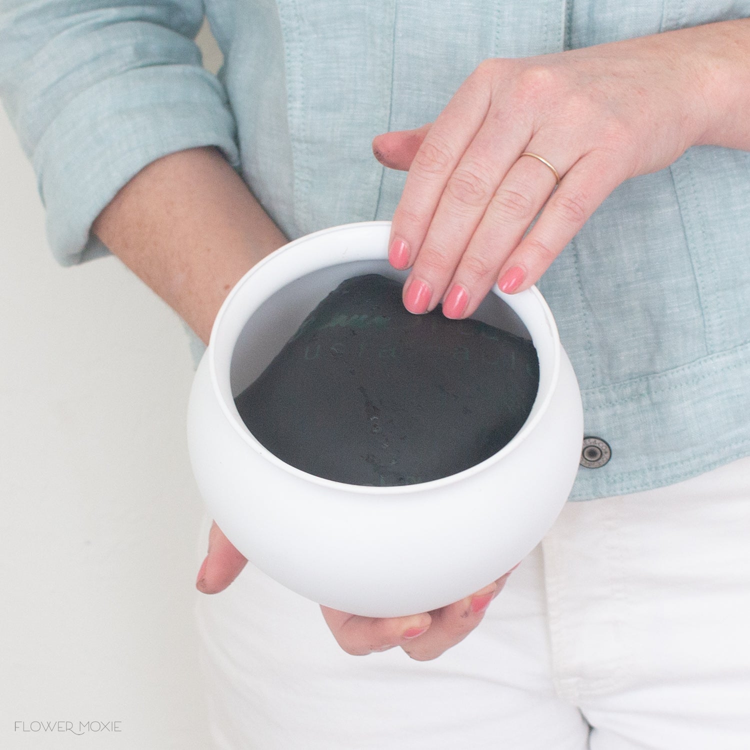 The Eco-Friendly Solution to Floral Arrangements: Oshun Pouches