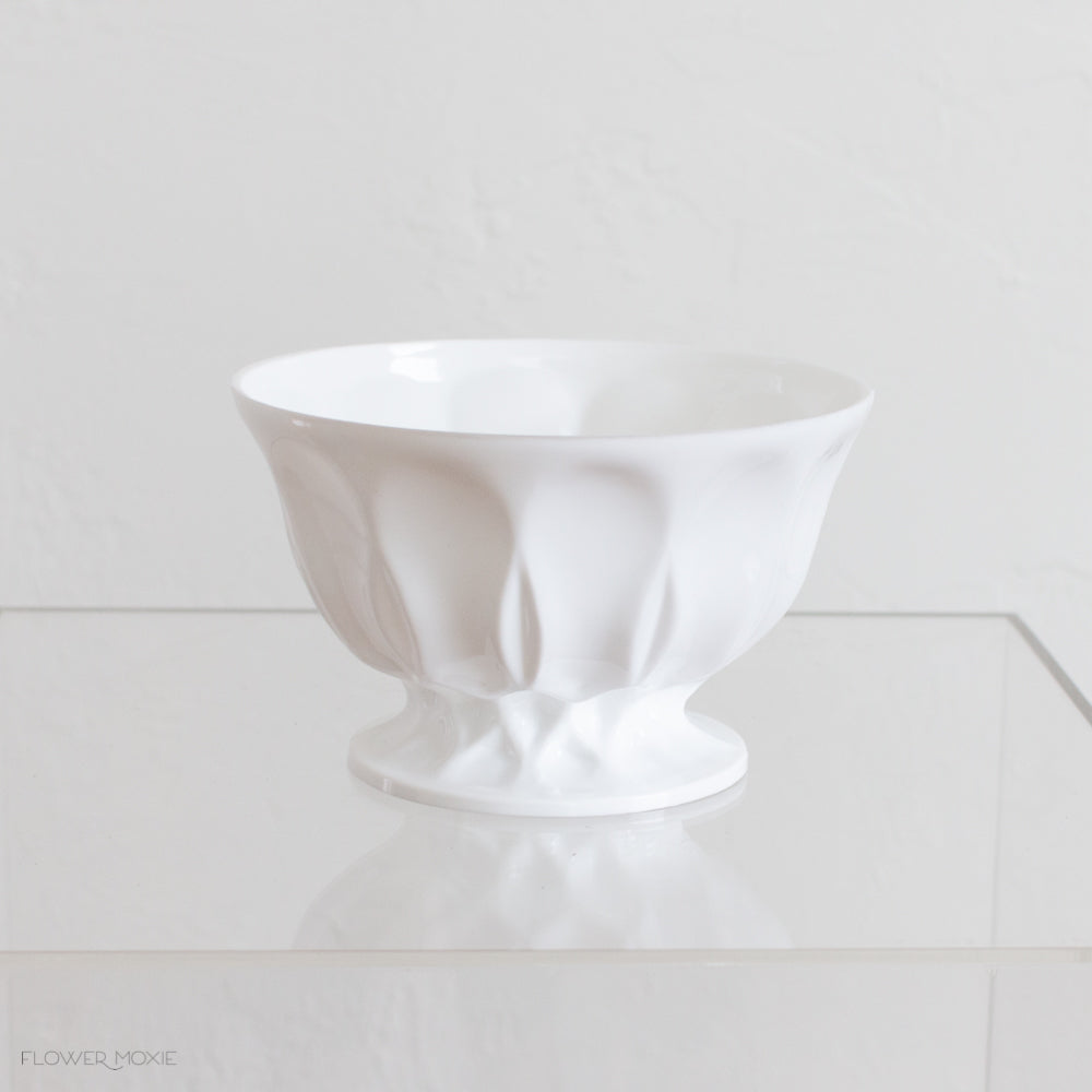 Our White Candy Compote Resin Plastic Vase is sturdy, inexpensive, reusable, paintable, and PERFECT for all DIY wedding flowers! 